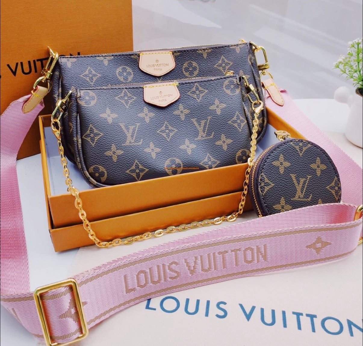 The Triple Threat Crossbody : Pre-Order