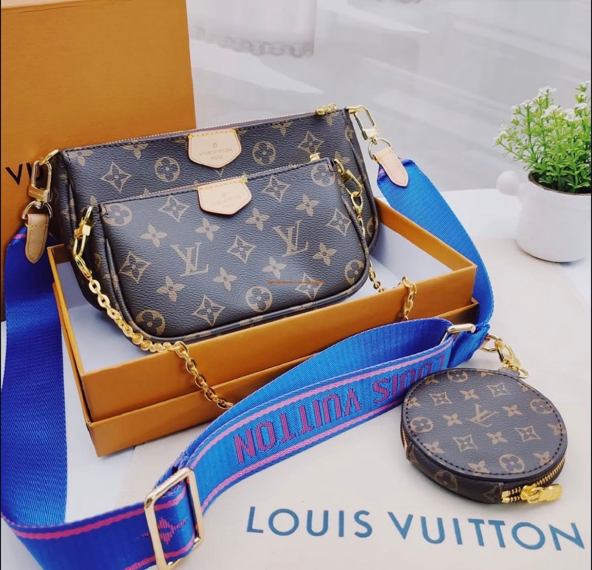 The Triple Threat Crossbody : Pre-Order
